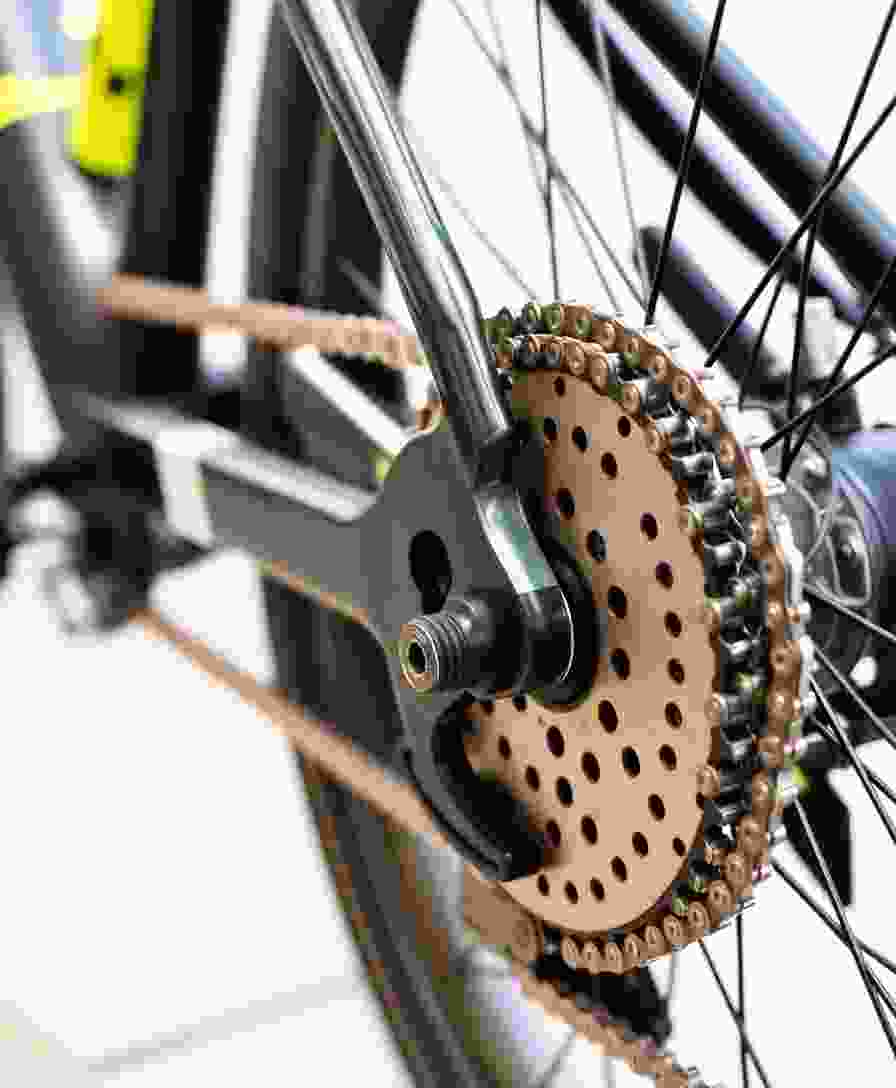 Rear wheel bicycle chain - Image